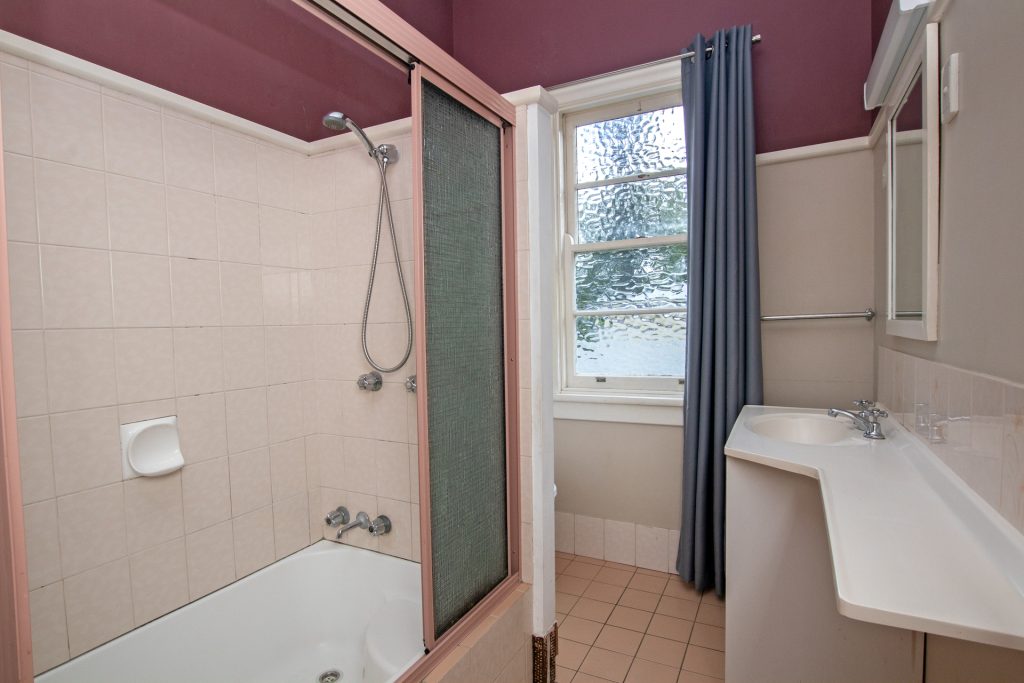 Sold - 95 Riverbank Road - New Property in Pimlico - Real Estate by Adam & Maxine Gaiter
