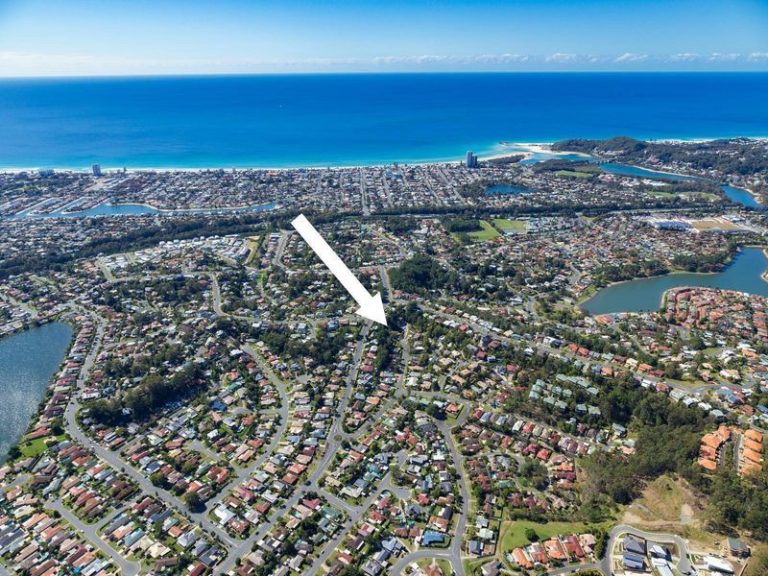 22 Balsa Street, ELANORA QLD 4221 - photo 6