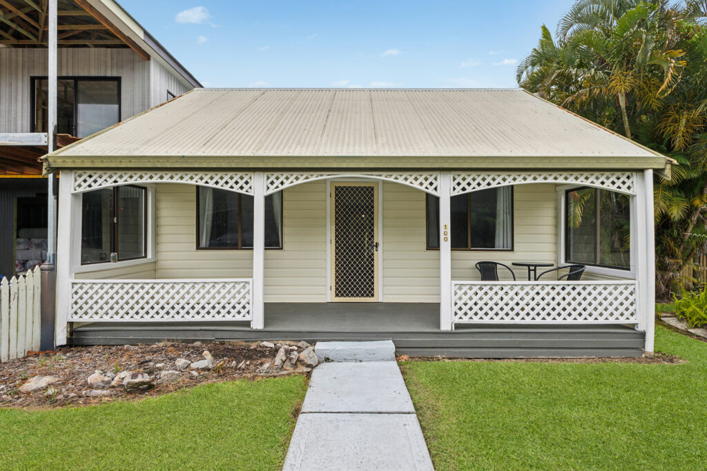 Sold - 100 Baraang Drive - New Property in Broadwater - Real Estate by Adam & Maxine Gaiter