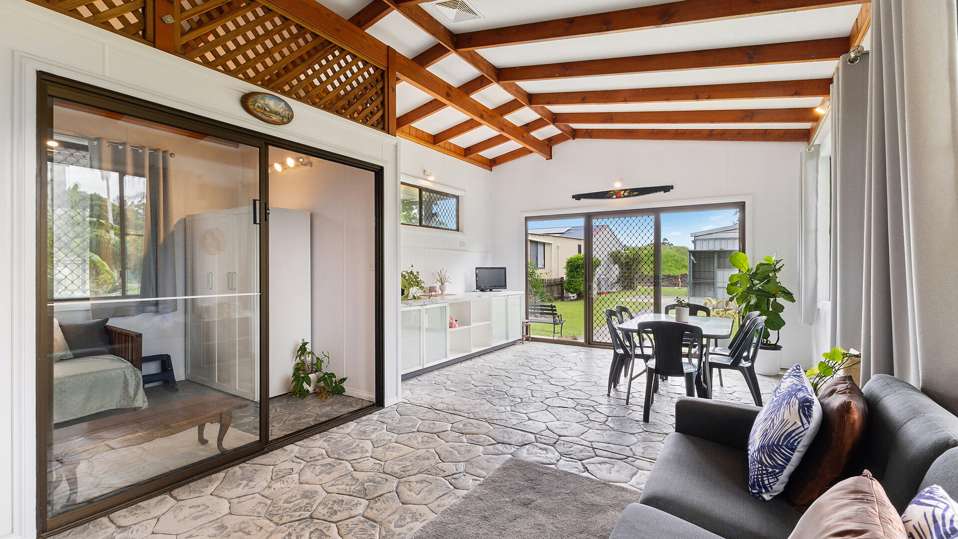 Sold - 100 Baraang Drive - New Property in Broadwater - Real Estate by Adam & Maxine Gaiter
