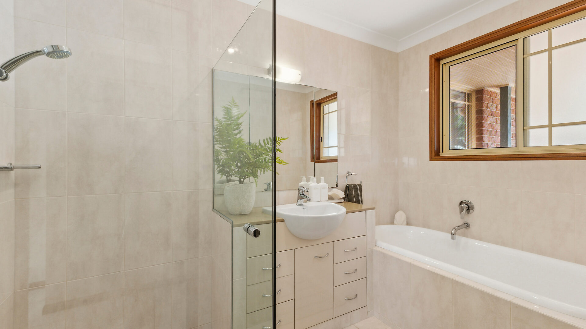Sold - 59 Pacific Heights Drive - New Property in Cumbalum - Real Estate by Glenn Mills Sarah Sommerfeld