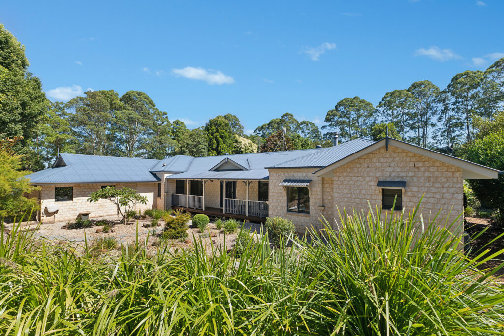 Sold - 7 Nelson Chase - New Property in Tuckombil - Real Estate by Bill Johnston