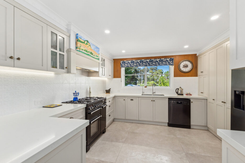 Sold - 998 River Drive - New Property in Keith Hall - Real Estate by Glenn Mills Sarah Sommerfeld