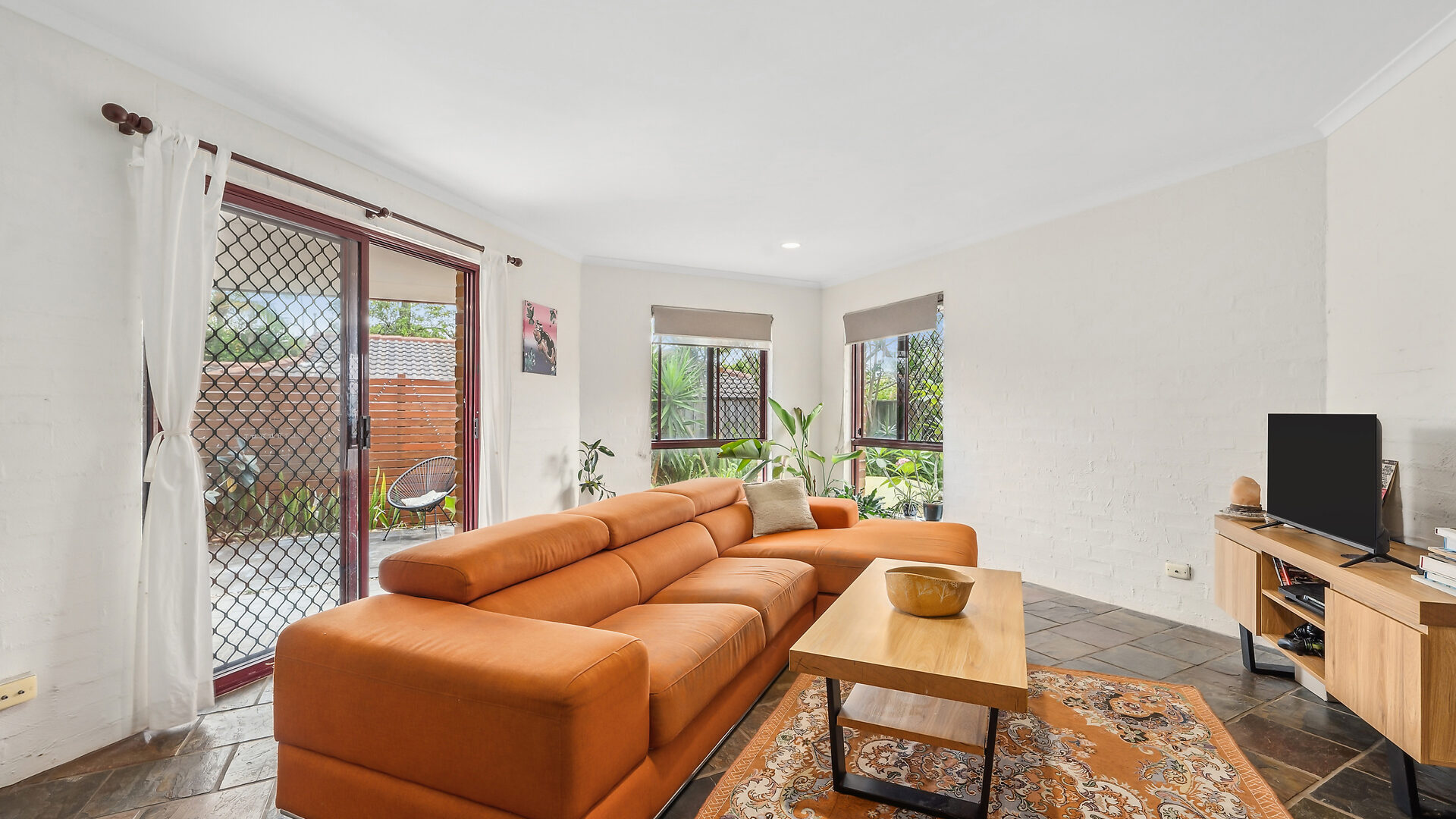 Sold - 2/5 Jackwood Court - New Property in Suffolk Park - Real Estate by Ian Daniels
