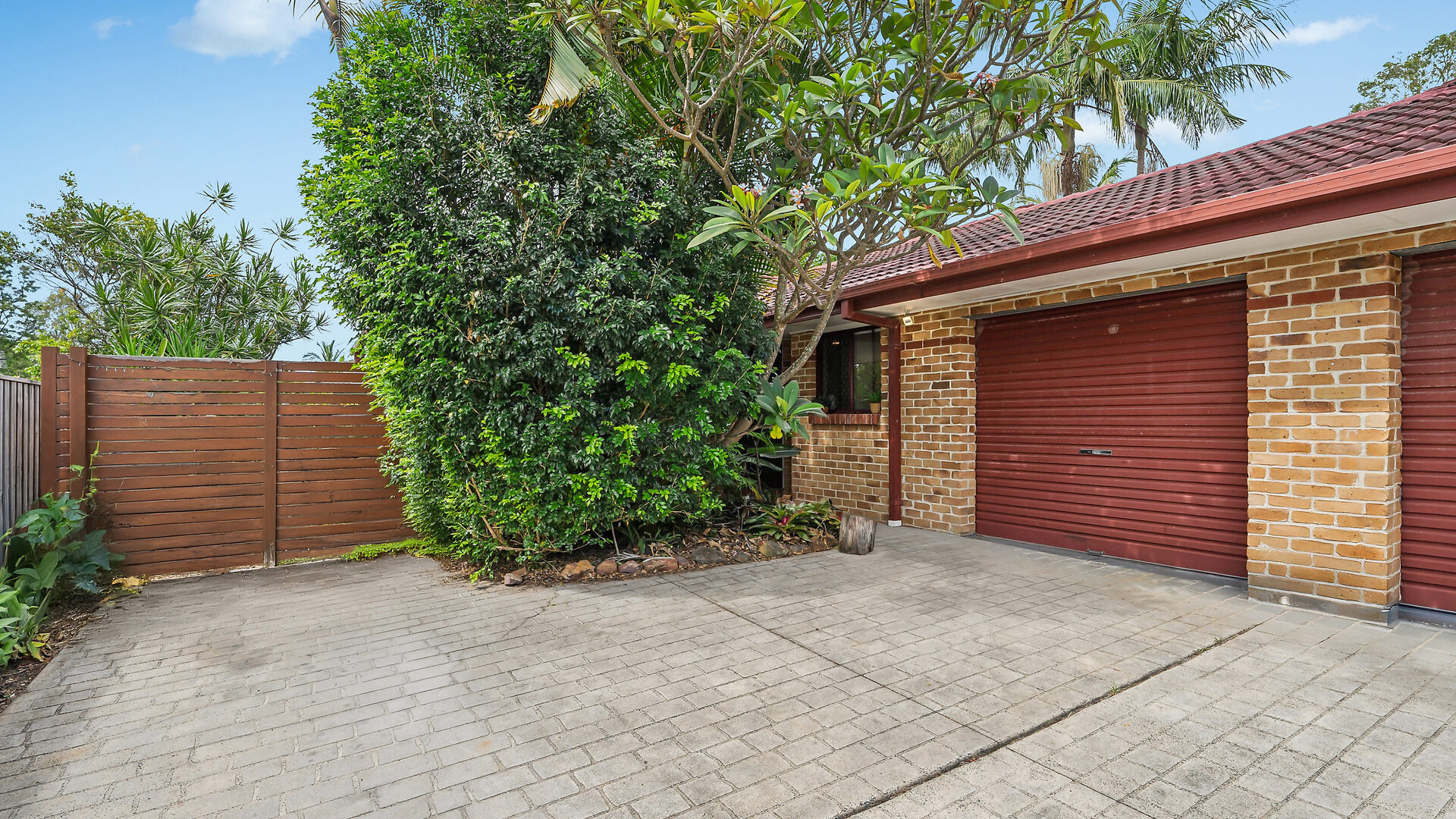 Sold - 2/5 Jackwood Court - New Property in Suffolk Park - Real Estate by Ian Daniels