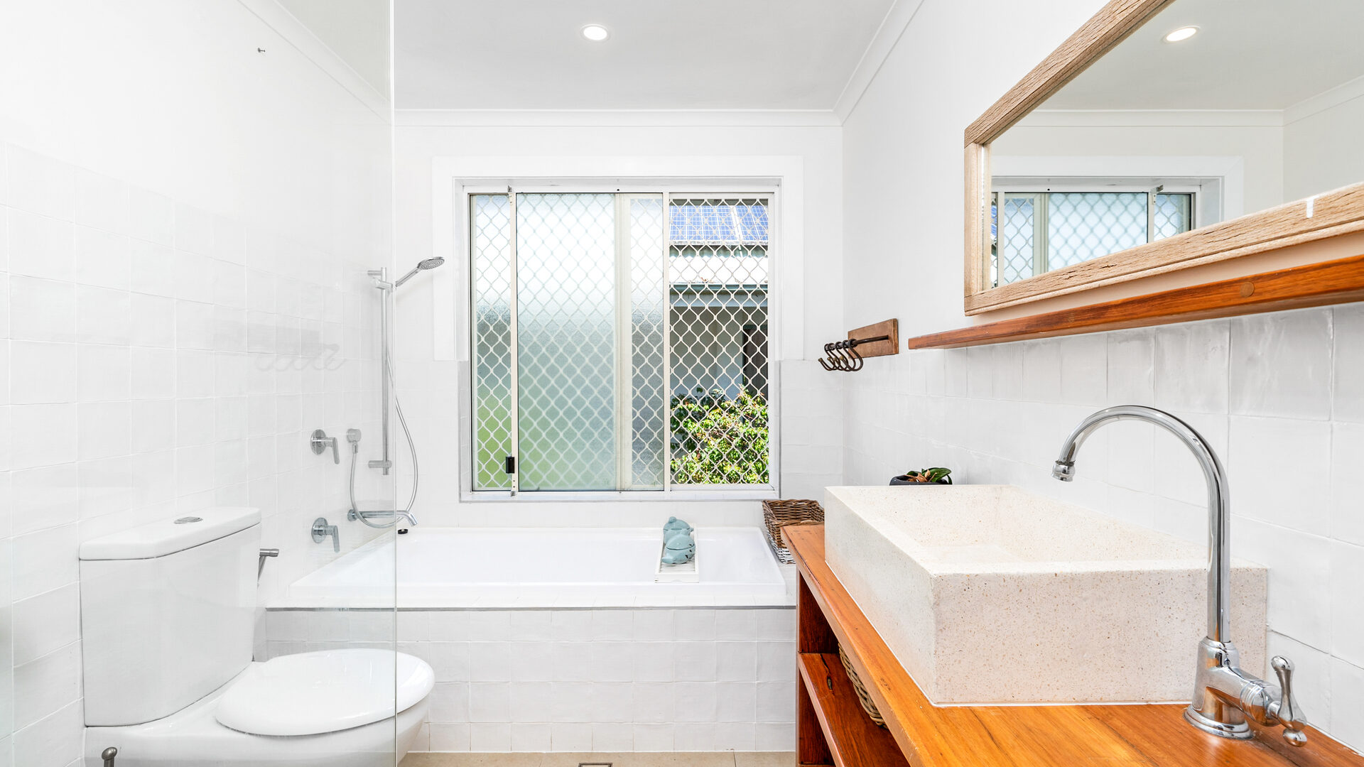Sold - 29 Sunrise Boulevard - New Property in Byron Bay - Real Estate by Tezu Harrison