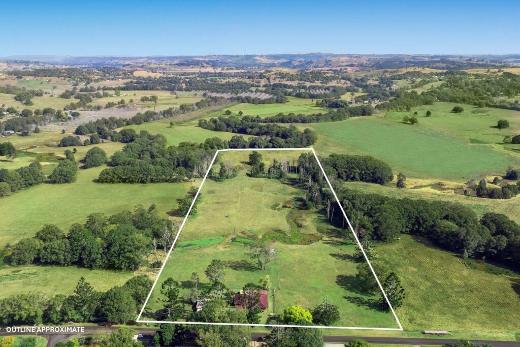 Sold - 874 Boatharbour Road - New Property in Eltham - Real Estate by Bill Johnston