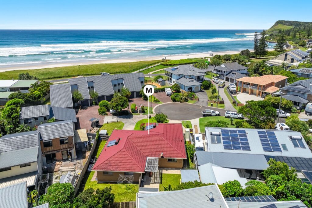 Sold - 1&2/8 Tresise Place - New Property in Lennox Head - Real Estate by Nick Bordin