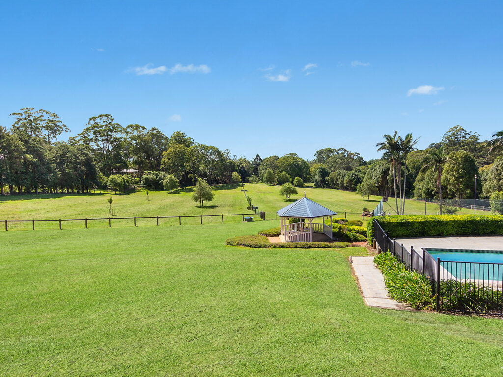 Sold - 204 Mcleans Ridges Road - New Property in McLeans Ridges - Real Estate by Bill Johnston