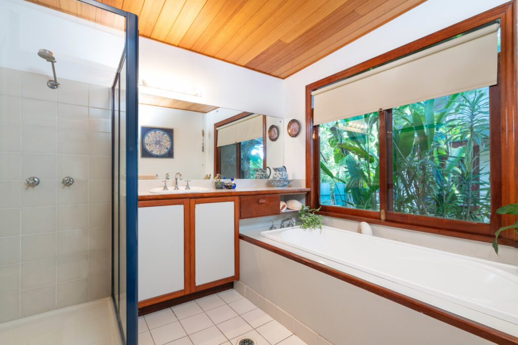 Sold - 5 Coolamon Avenue - New Property in Mullumbimby - Real Estate by Heidi Last