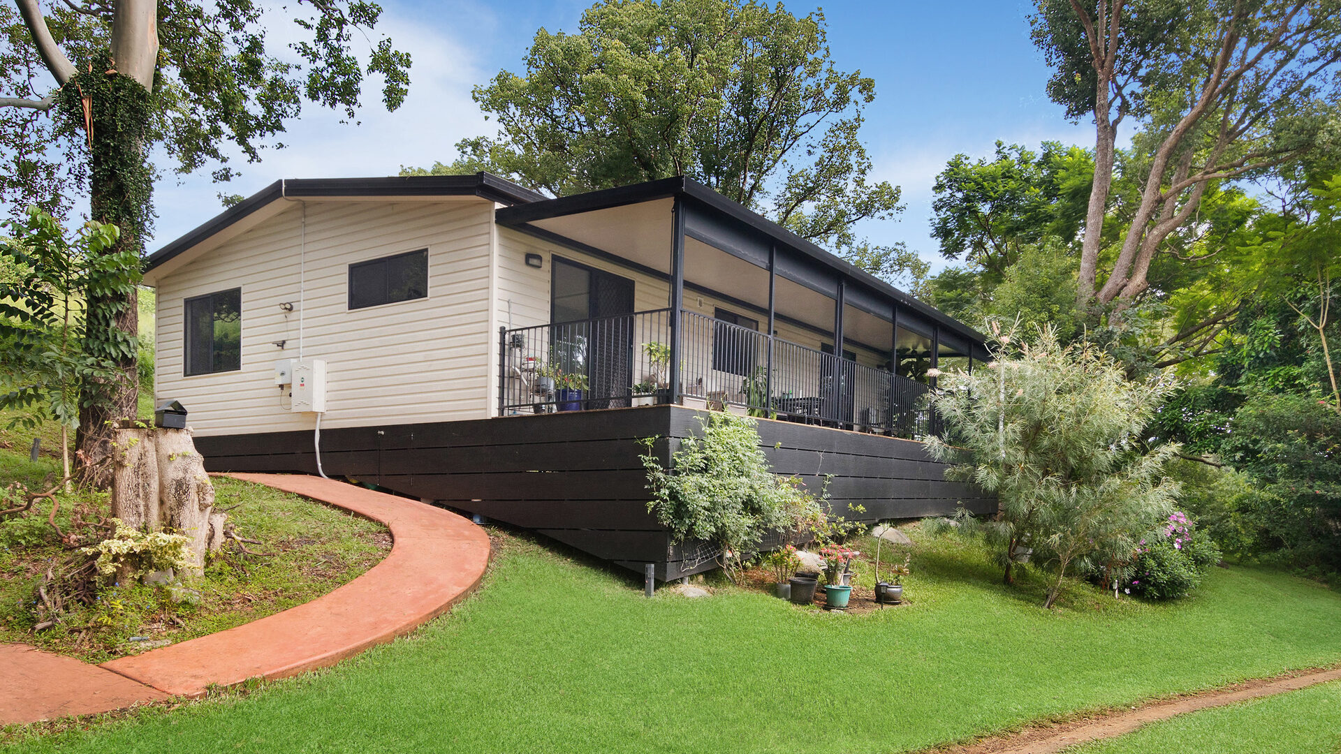 Sold - 702 Tamarind Drive - New Property in Cumbalum - Real Estate by Adam & Maxine Gaiter