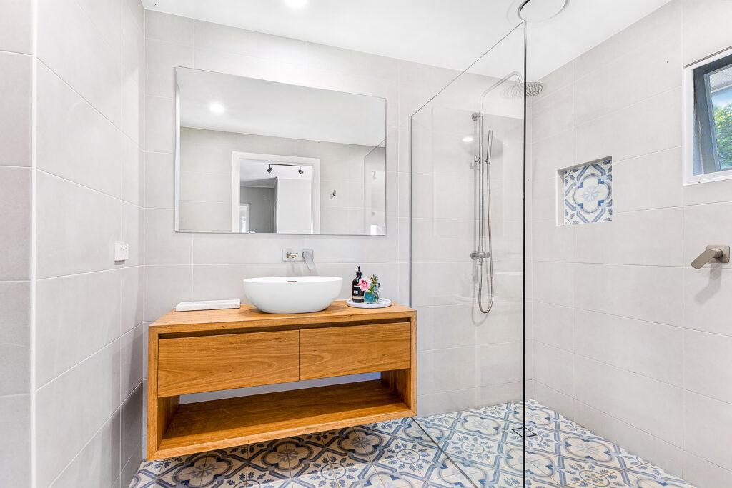 Sold - 690 Cowlong Road - New Property in Eltham - Real Estate by Bill Johnston