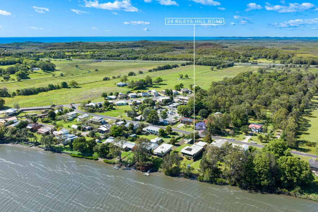 Sold - 24 Rileys Hill Road - New Property in Broadwater - Real Estate by Adam & Maxine Gaiter