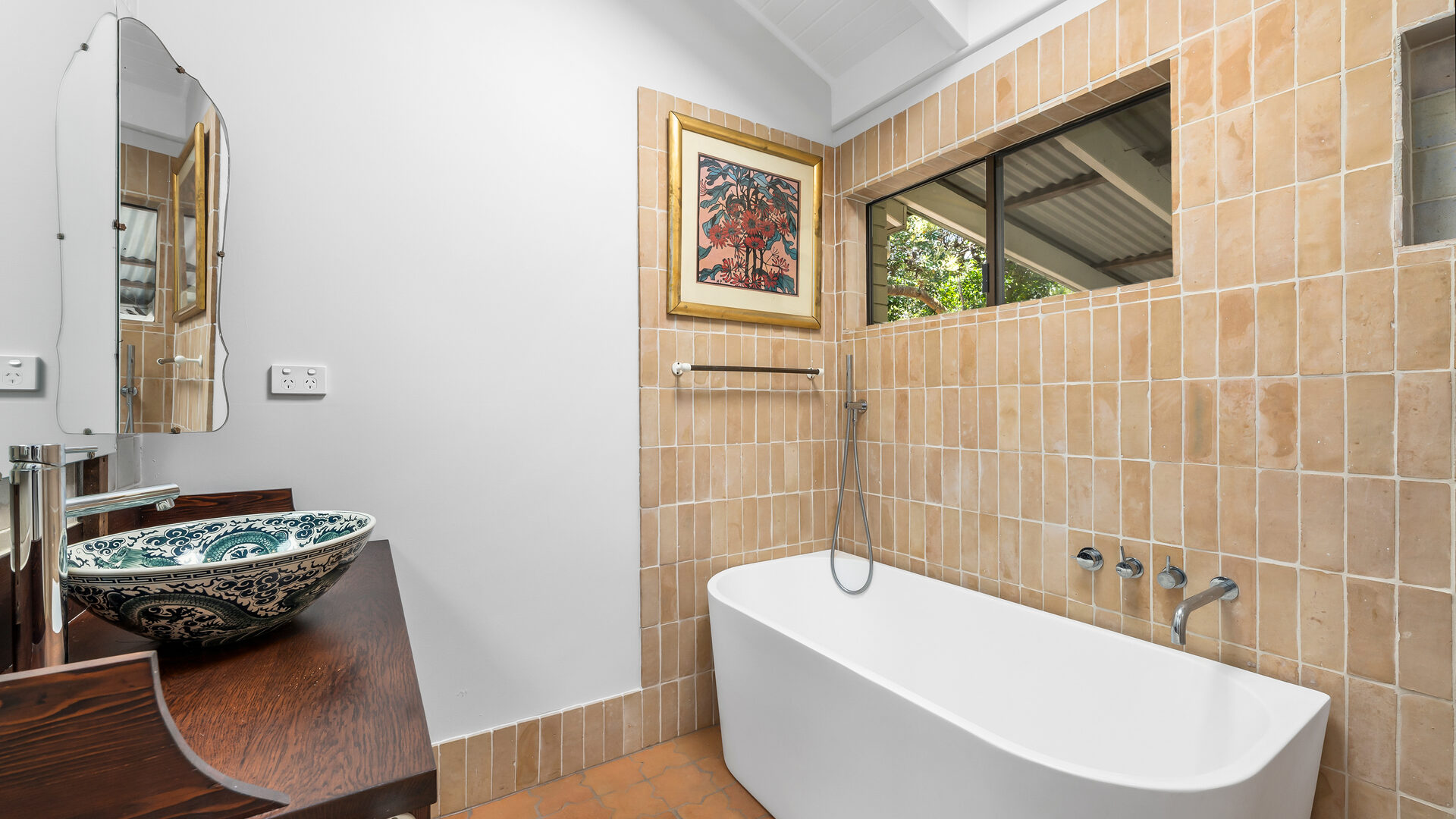 Sold - 35 Belongil Crescent - New Property in Byron Bay - Real Estate by Nick Dunn