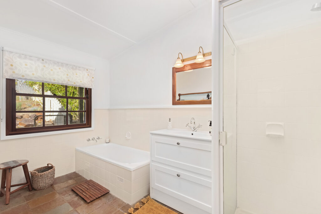 Sold - 911 Wardell Road - New Property in Meerschaum Vale - Real Estate by Bill Johnston