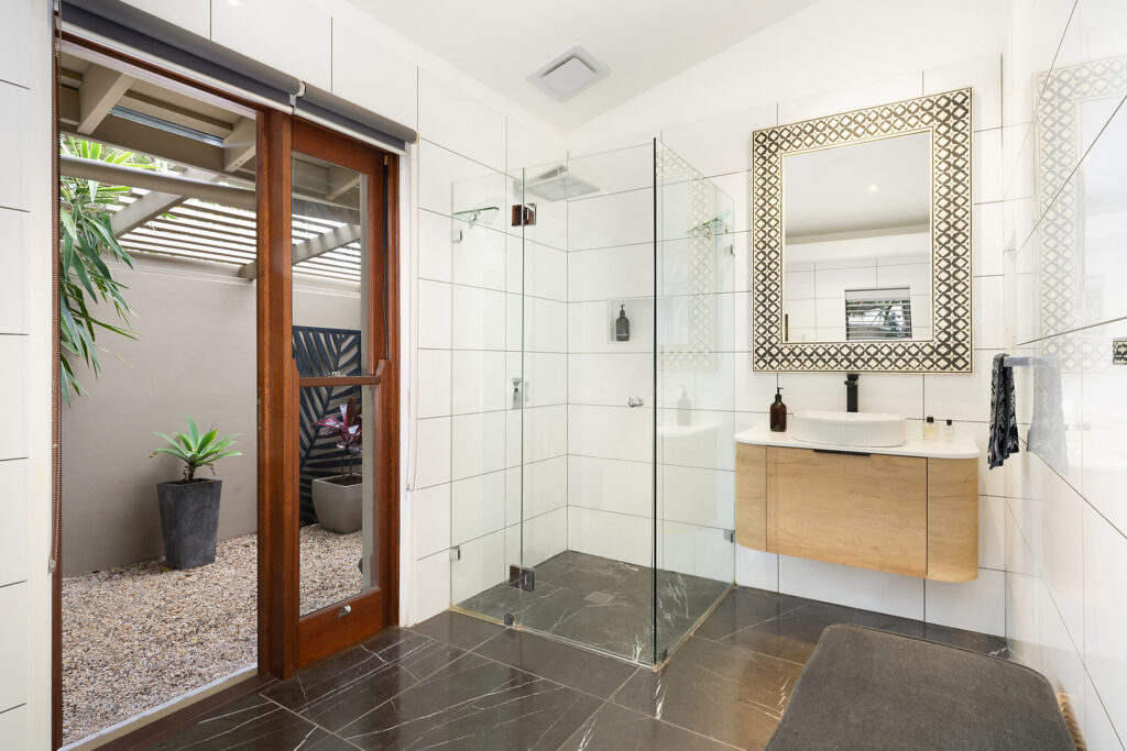 Sold - 90 Alcorn Street - New Property in Suffolk Park - Real Estate by Ian Daniels