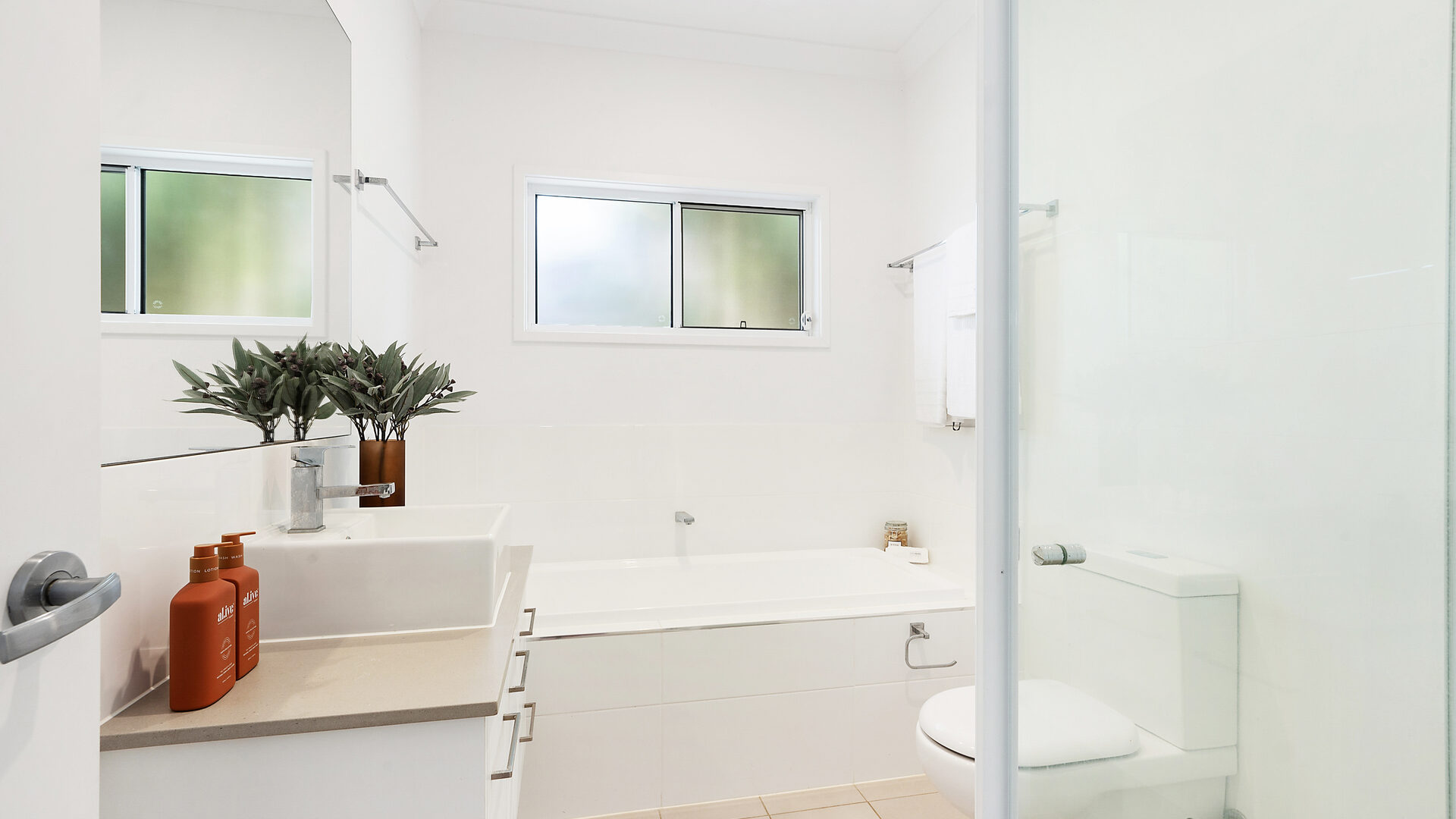 Sold - 2/5 Kumbellin Glen - New Property in Ocean Shores - Real Estate by Tezu Harrison