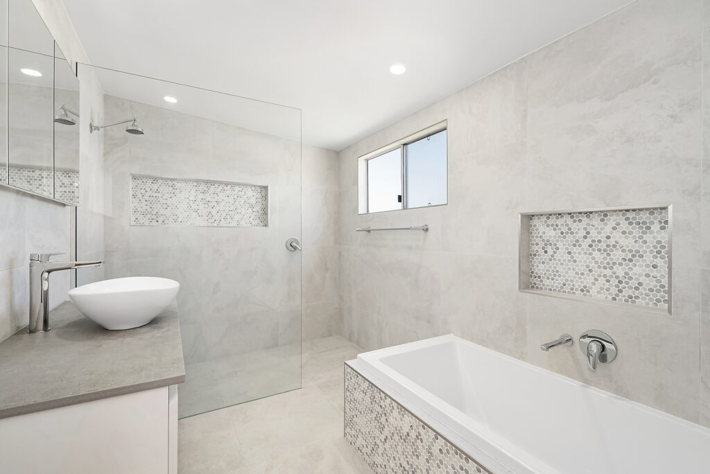 Sold - 22 Little Pitt Street - New Property in Broadwater - Real Estate by Adam & Maxine Gaiter
