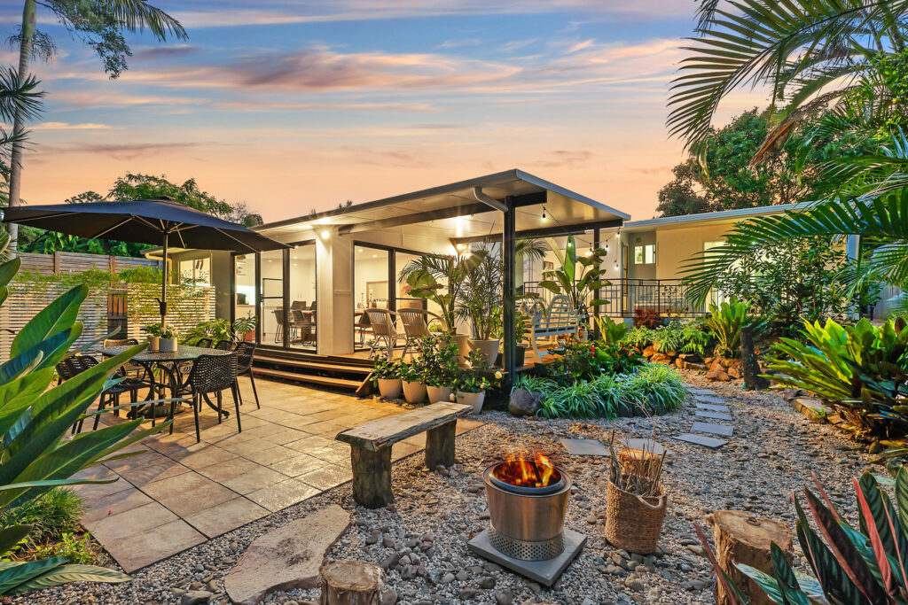 Sold - 26 Bottlebrush Crescent - New Property in Suffolk Park - Real Estate by McGrath 