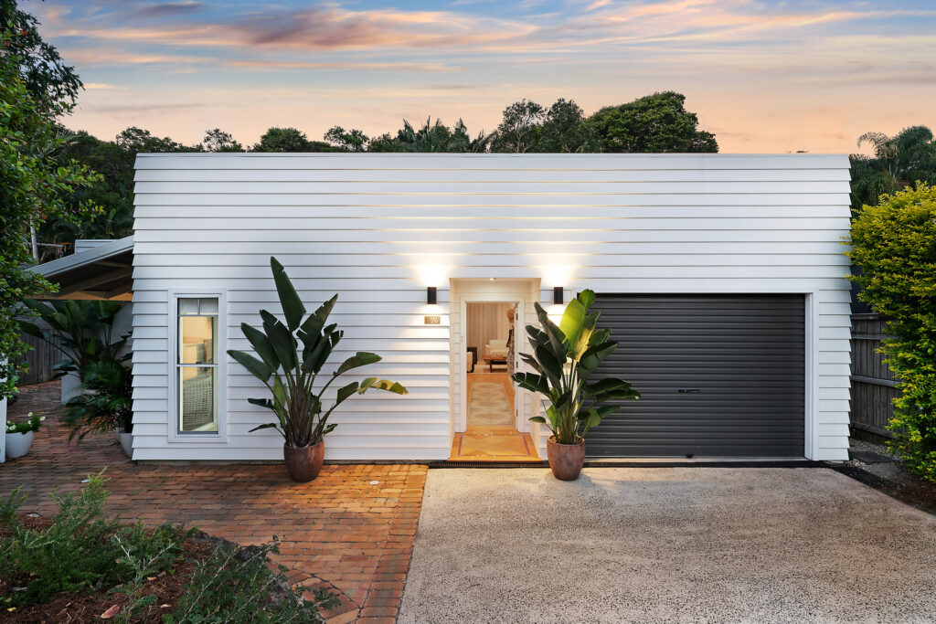 Sold - 26 Bottlebrush Crescent - New Property in Suffolk Park - Real Estate by McGrath 