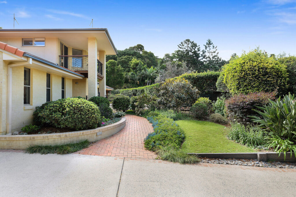 Sold - 37 Coogera Circuit - New Property in Suffolk Park - Real Estate by McGrath 