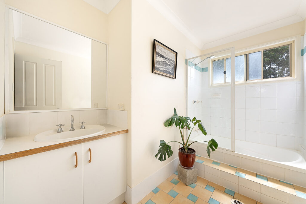 Sold - 2/50 Armstrong Street - New Property in Suffolk Park - Real Estate by Ian Daniels