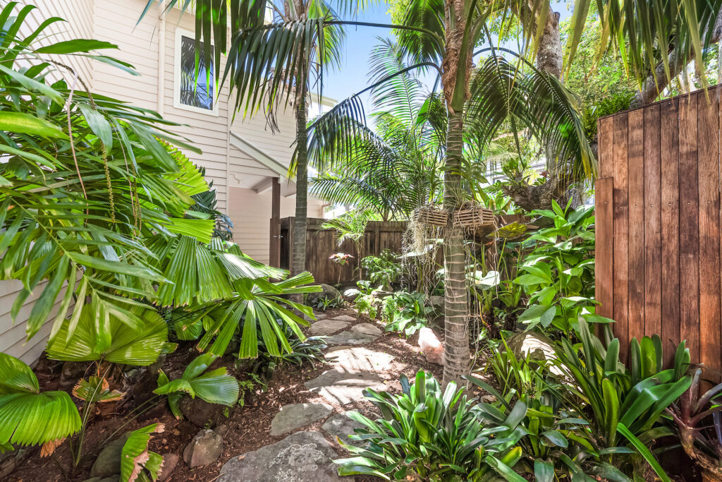 Sold - 6/46 Armstrong Street - New Property in Suffolk Park - Real Estate by Ian Daniels