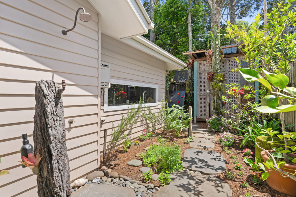 Sold - 6/46 Armstrong Street - New Property in Suffolk Park - Real Estate by Ian Daniels