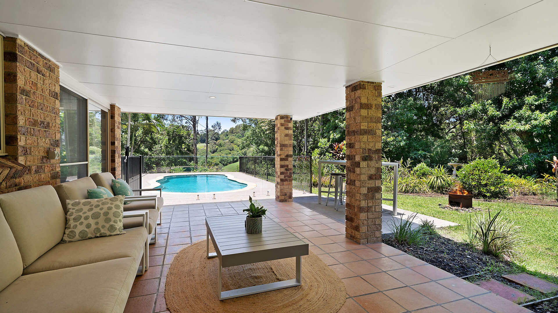 Sold - 9 Whispering Valley Drive - New Property in Richmond Hill - Real Estate by Bill Johnston