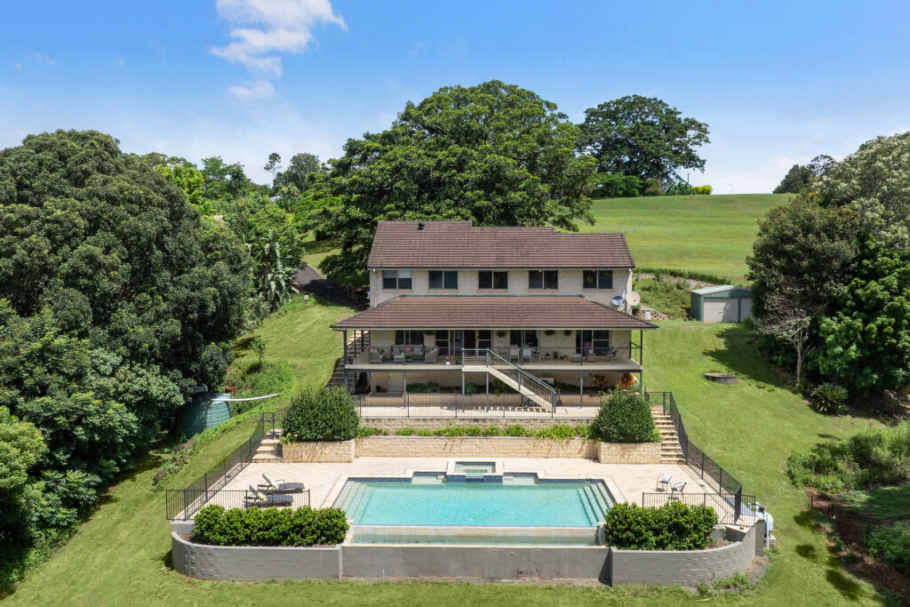 Sold - 2 Lascott Drive - New Property in McLeans Ridges - Real Estate by Bill Johnston