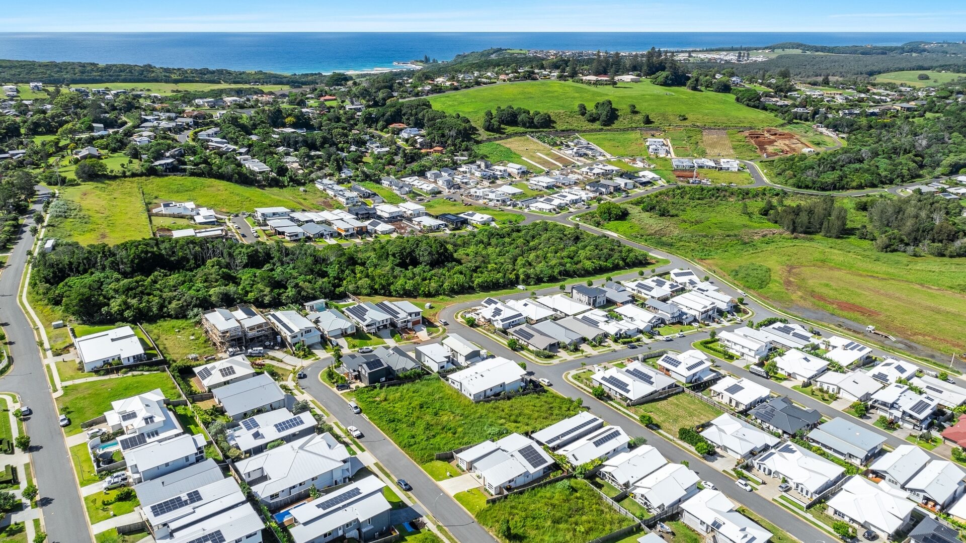 Sold - 1/10 Sandbreak Crescent - New Property in Lennox Head - Real Estate by Jason Crethar
