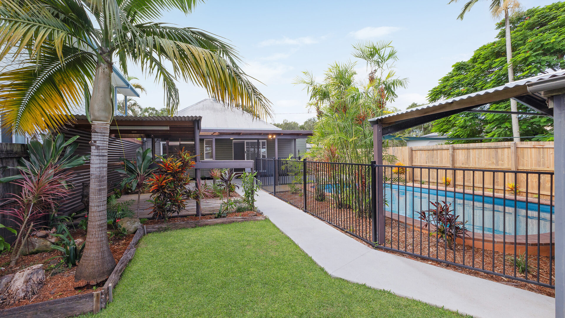 Sold - 40 Little Pitt Street - New Property in Broadwater - Real Estate by Adam & Maxine Gaiter