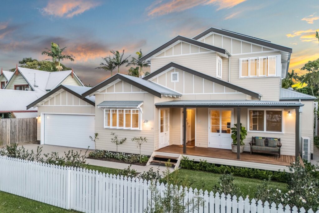 Sold - 28 Carlyle Street - New Property in Byron Bay - Real Estate by Nick Dunn