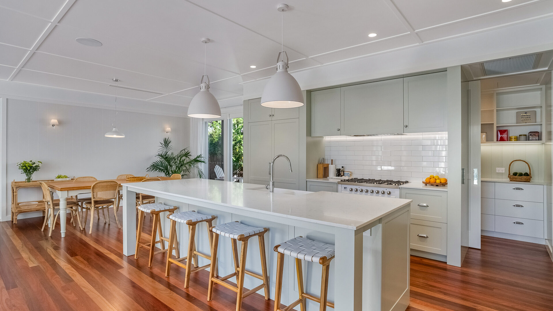 Sold - 28 Carlyle Street - New Property in Byron Bay - Real Estate by Nick Dunn
