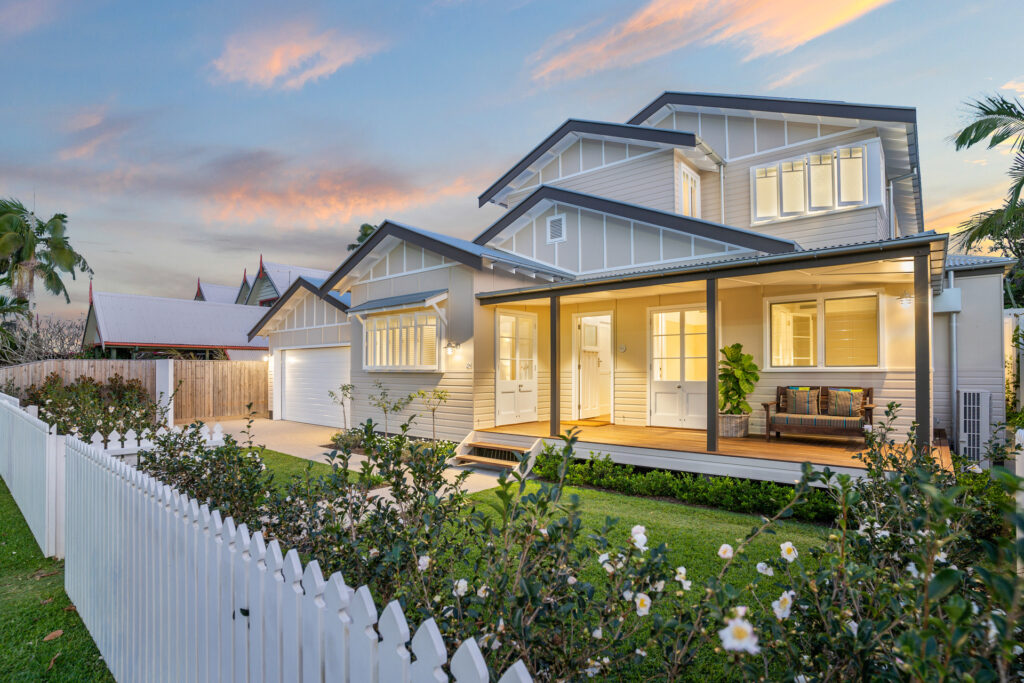 Sold - 28 Carlyle Street - New Property in Byron Bay - Real Estate by Nick Dunn