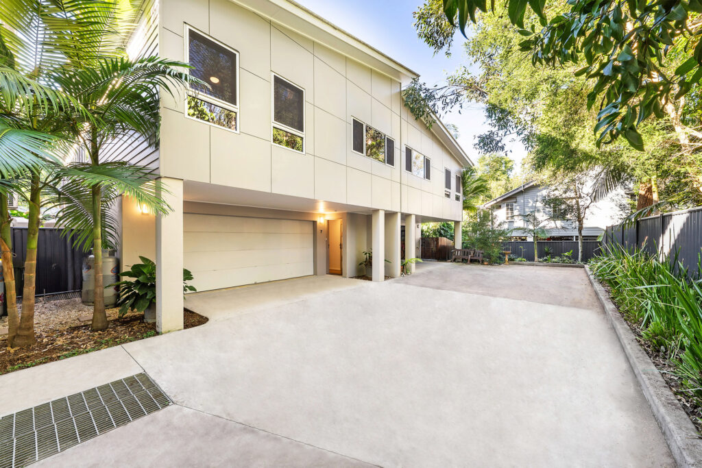 Sold - 7/6 Canowindra Court - New Property in South Golden Beach - Real Estate by Tezu Harrison