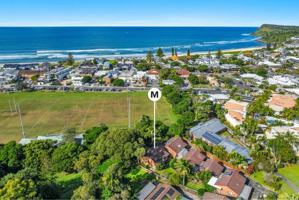 lennox head