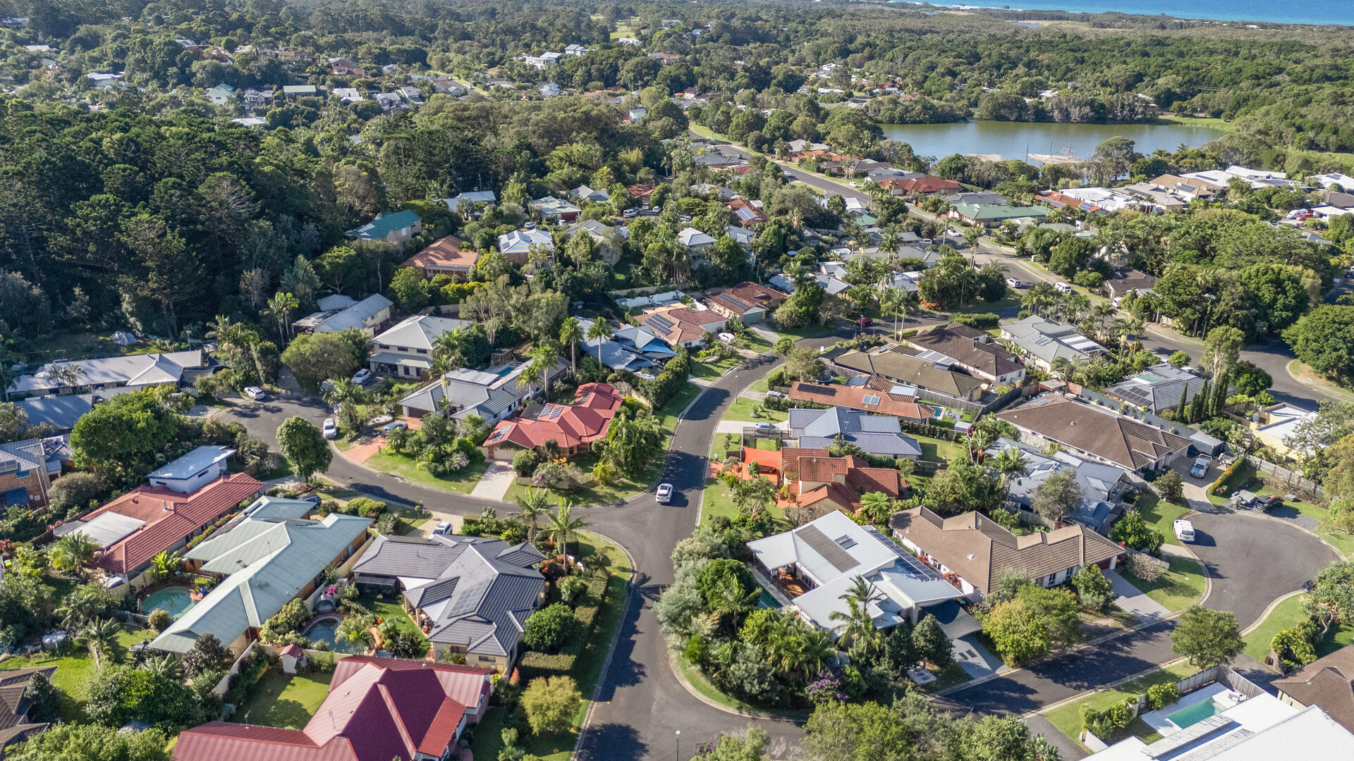 Sold - 41 Coogera Circuit - New Property in Suffolk Park - Real Estate by Nick Dunn