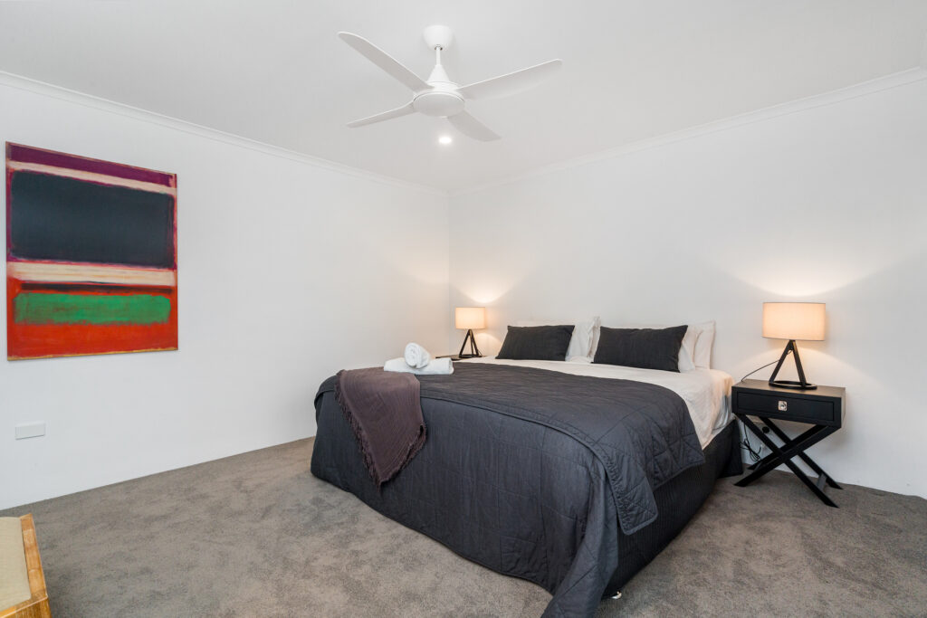Sold - 31 Bottlebrush Crescent - New Property in Suffolk Park - Real Estate by Ian Daniels