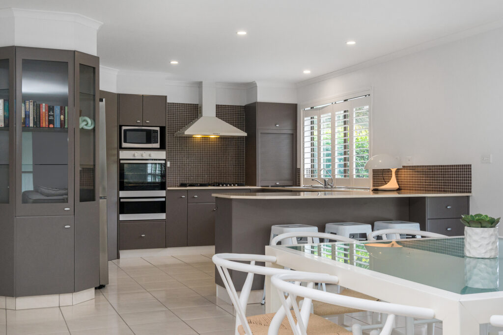 Sold - 31 Bottlebrush Crescent - New Property in Suffolk Park - Real Estate by Ian Daniels