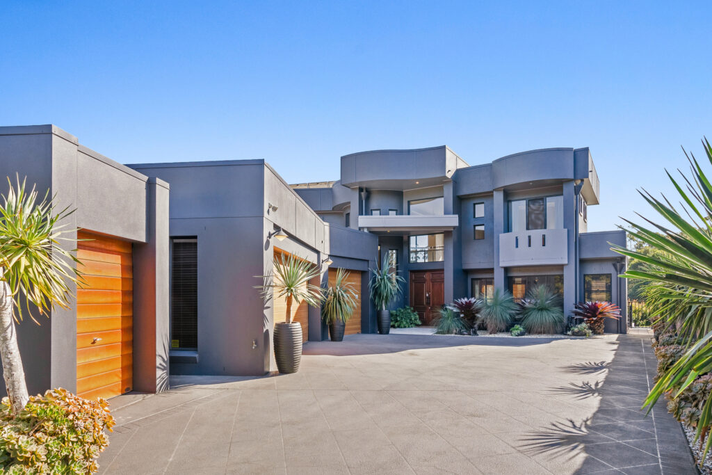 Sold - 3 Hoop Pine Lane - New Property in Suffolk Park - Real Estate by Nick Dunn