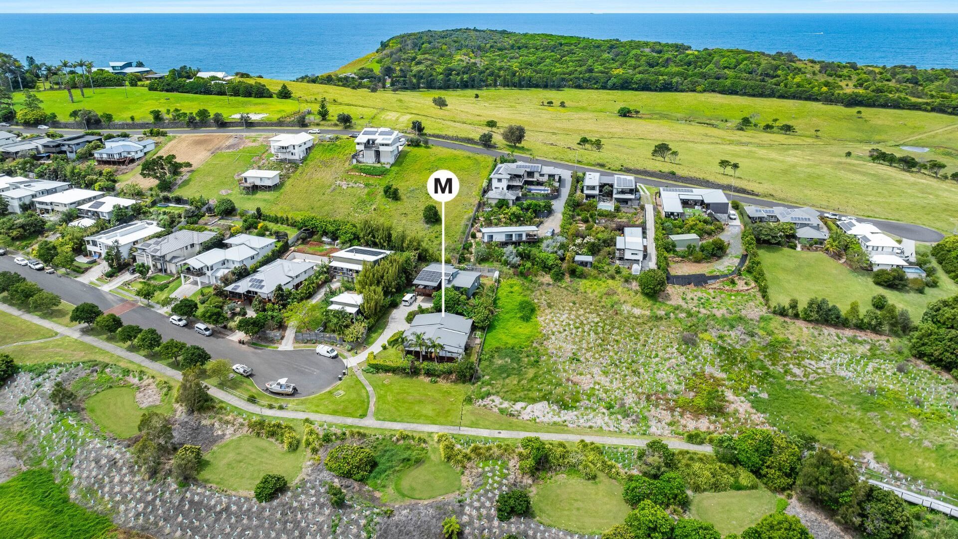 lennox head