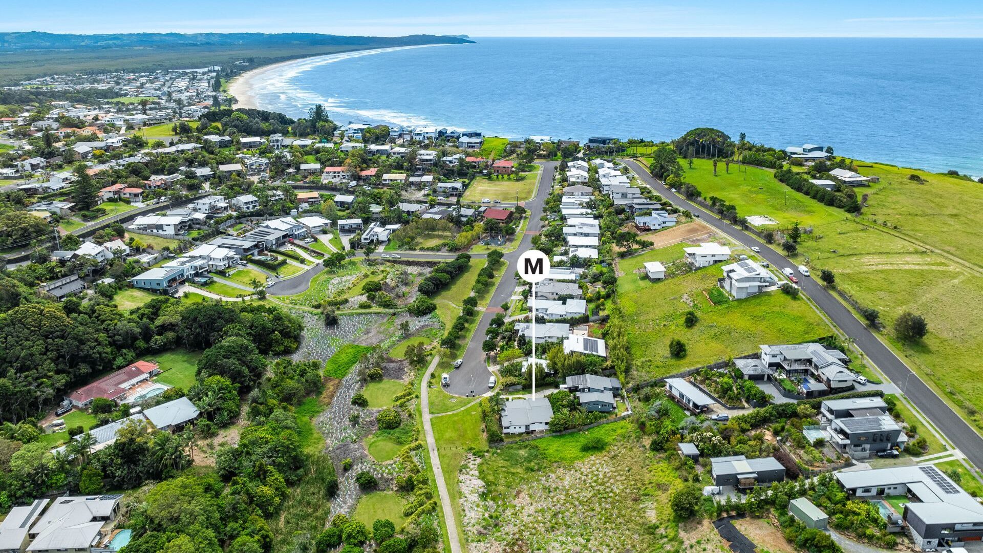 lennox head