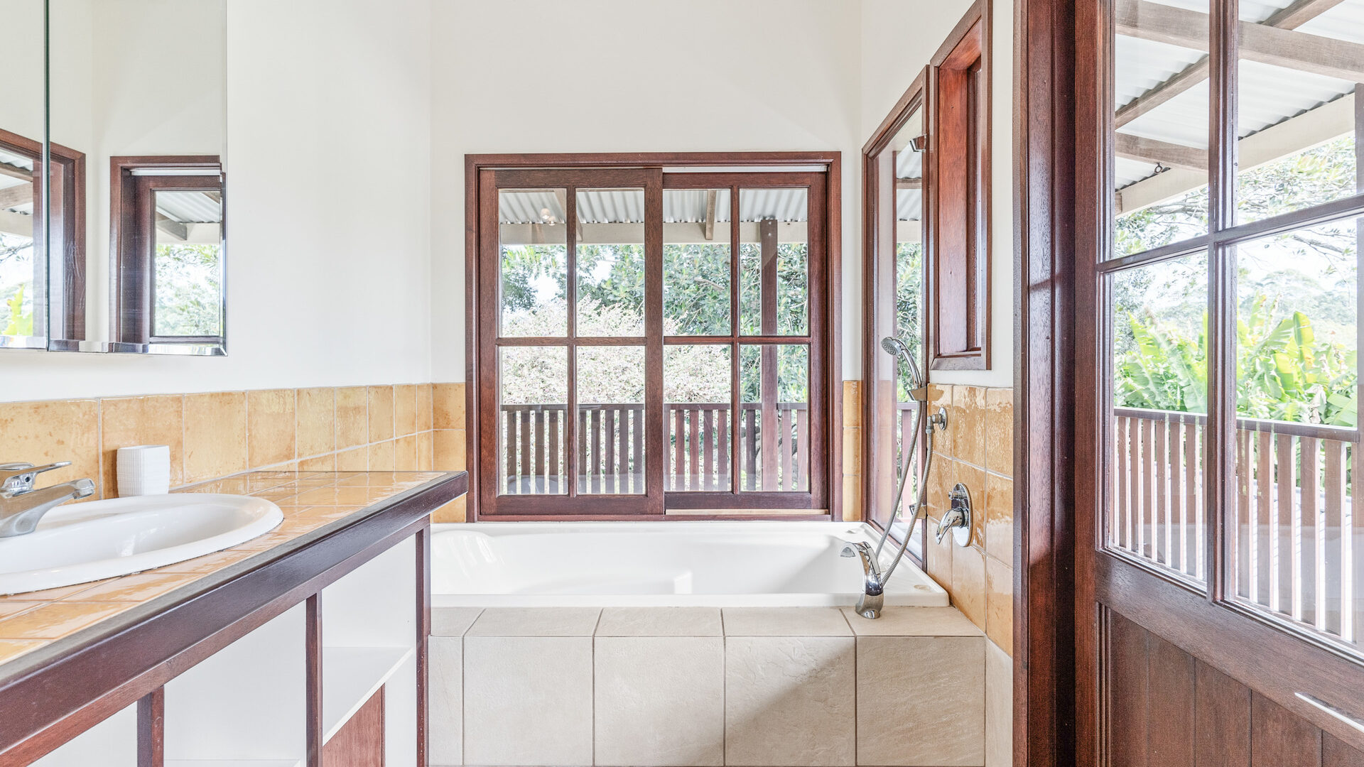 Sold - 7 Palm-Lily Crescent - New Property in Bangalow - Real Estate by McGrath 