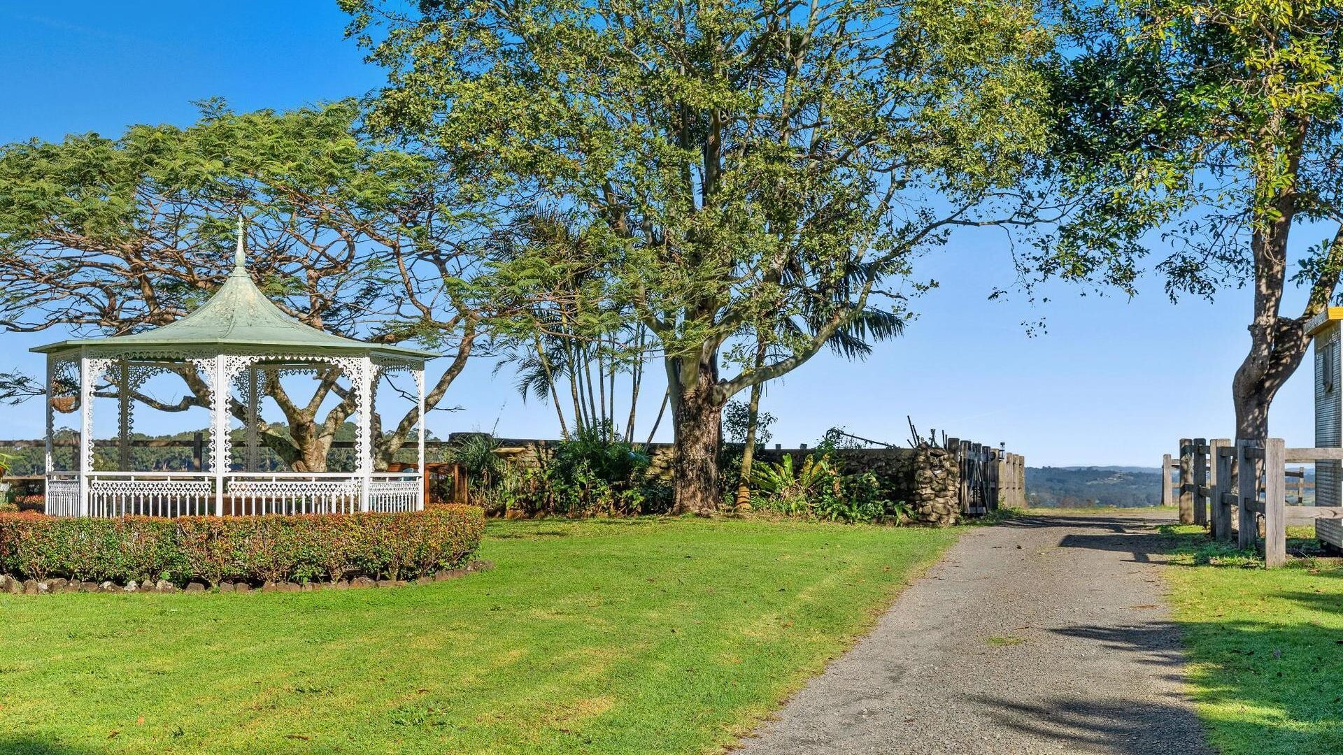 Sold - 609 Fernleigh Road - New Property in Fernleigh - Real Estate by Adriano Talone