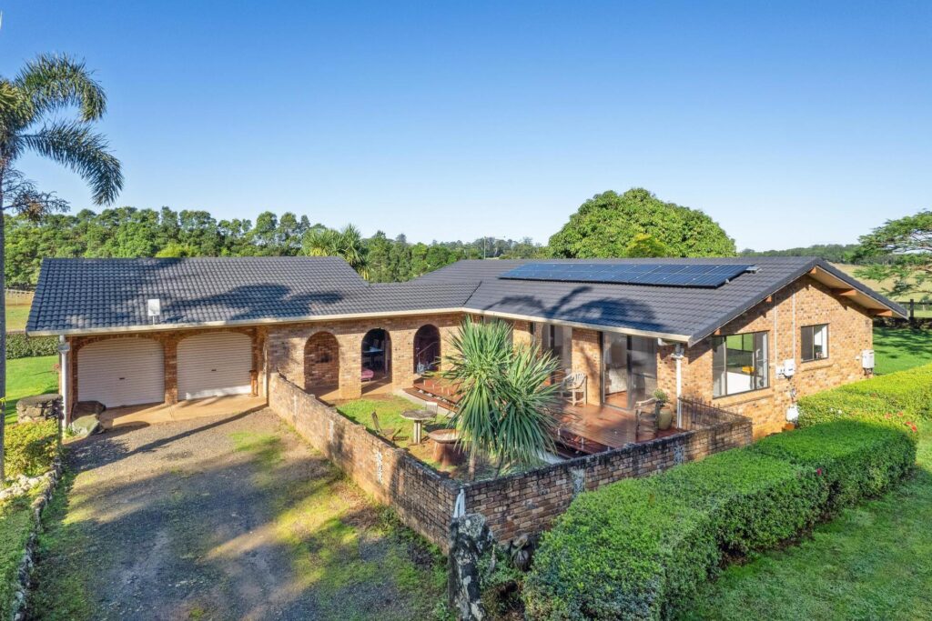 Sold - 609 Fernleigh Road - New Property in Fernleigh - Real Estate by Adriano Talone