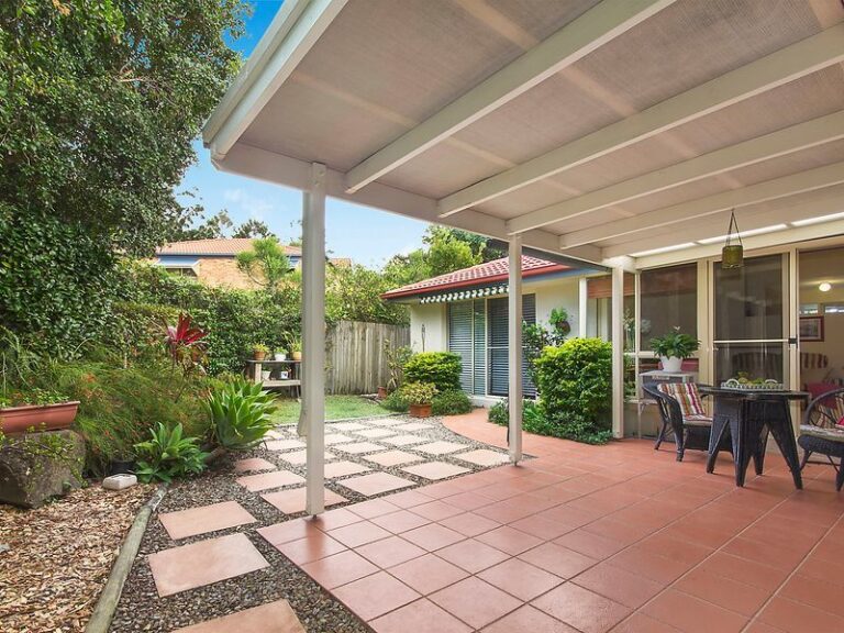 Sold - 5 Mahr Place - New Property in SUFFOLK PARK - Real Estate by Ollie Charkos