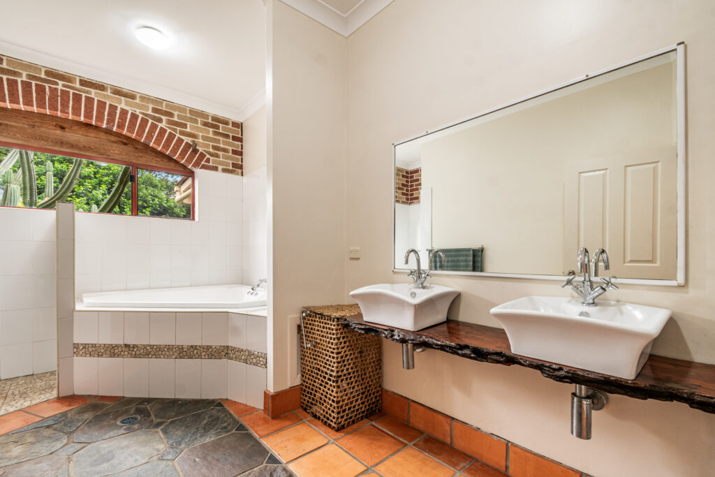 Sold - 3 Cooloola Avenue - New Property in Lennox Head - Real Estate by Mal Hamblin