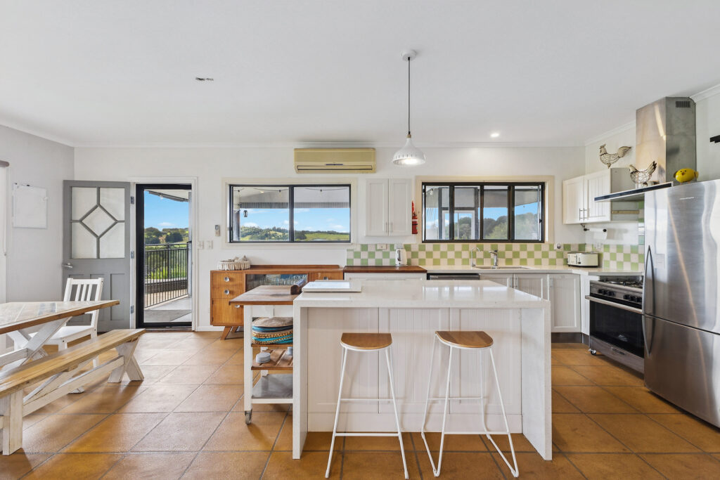 Sold - 612 Houghlahans Creek Road - New Property in Pearces Creek - Real Estate by Bill Johnston