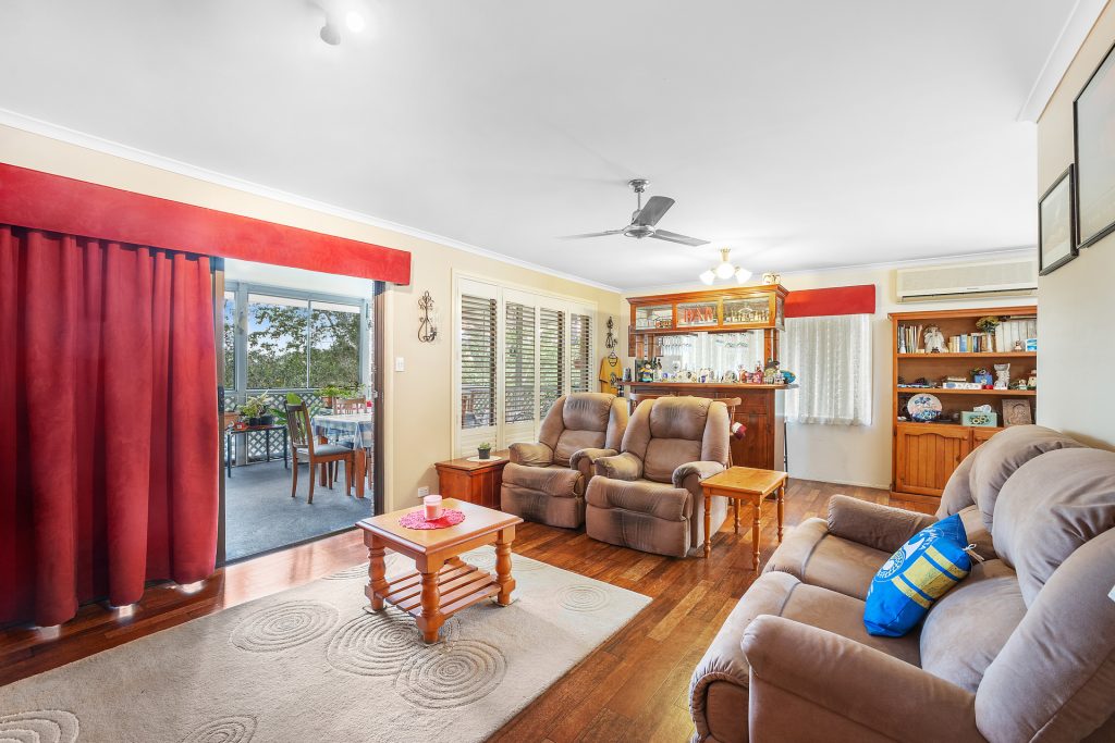 Sold - 8 Hills Road - New Property in Rileys Hill - Real Estate by Adam & Maxine Gaiter